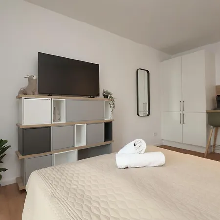 Helloyou Apartments X Bright I Kueche I Wifi I Parken 公寓